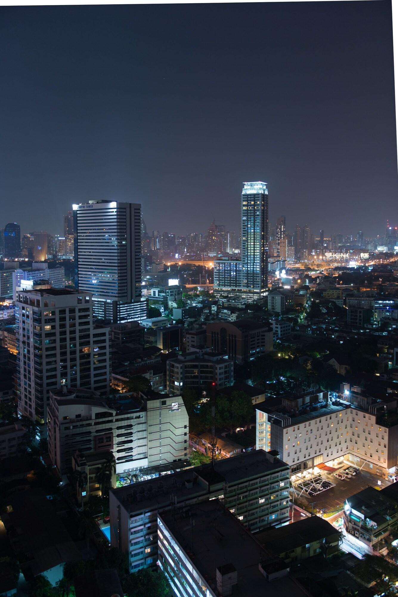 Pantip Suites Bangkok Exteriör bild