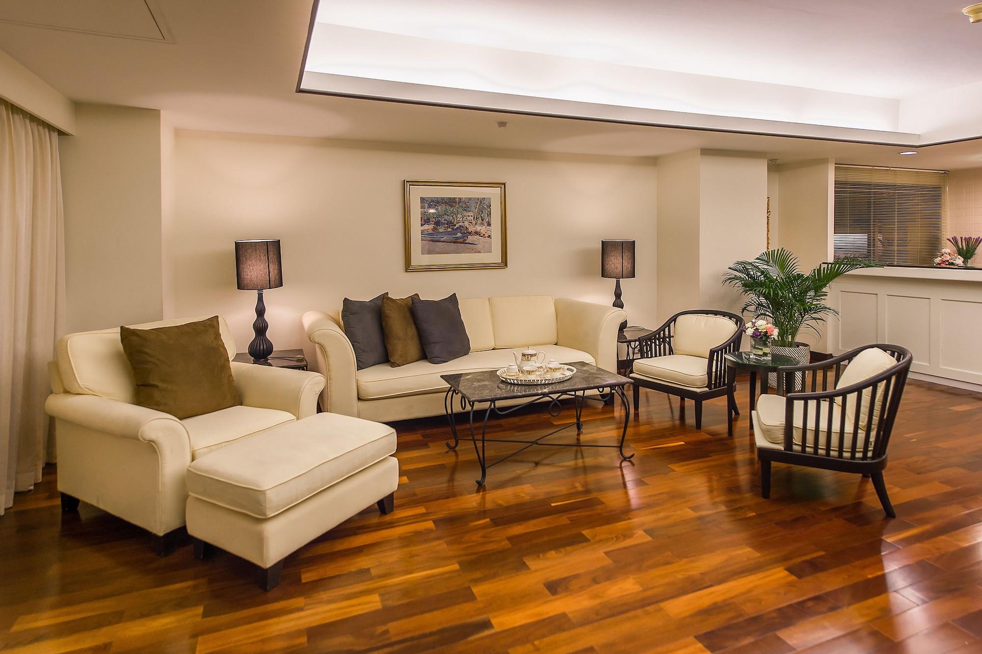 Pantip Suites Bangkok Exteriör bild
