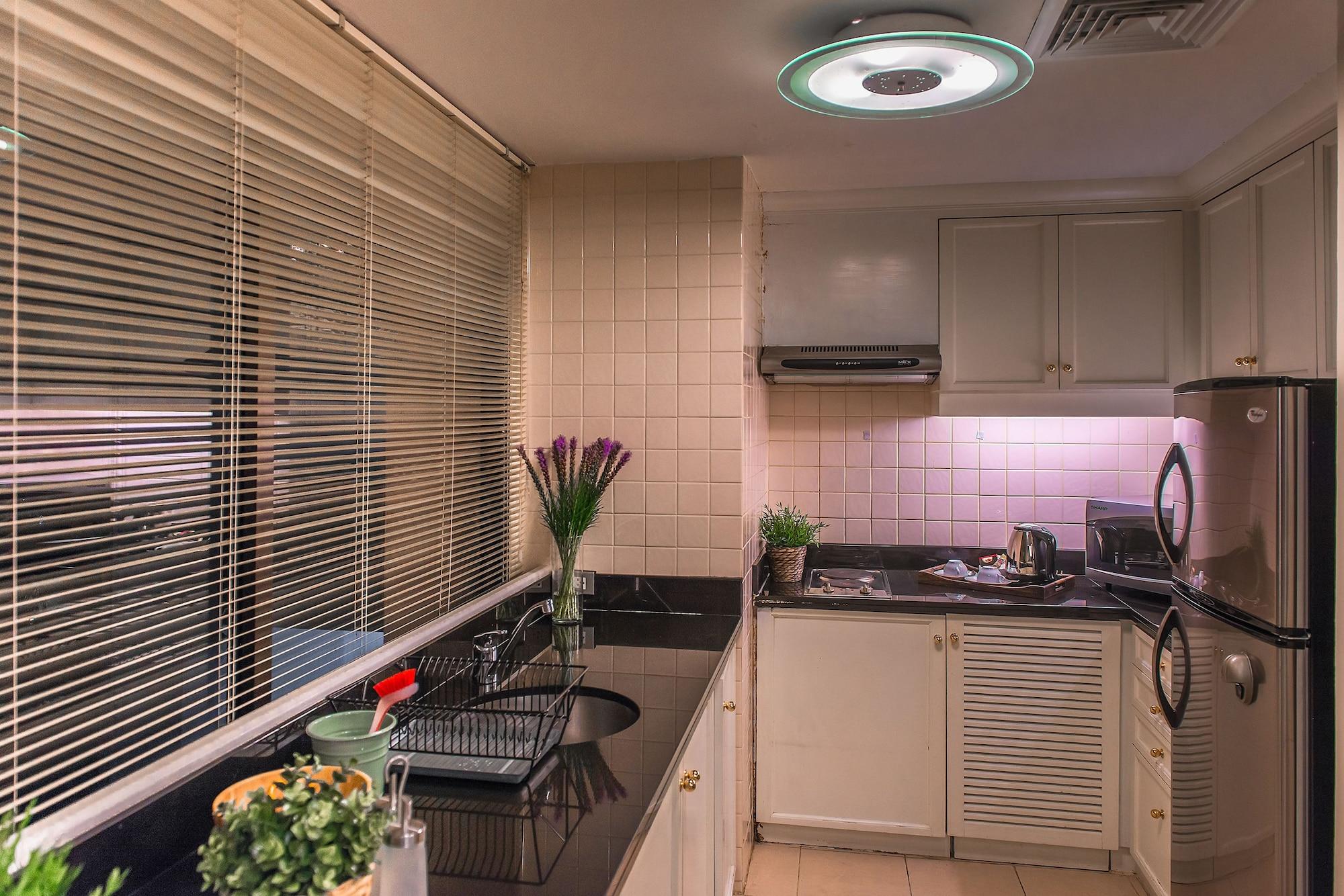 Pantip Suites Bangkok Exteriör bild