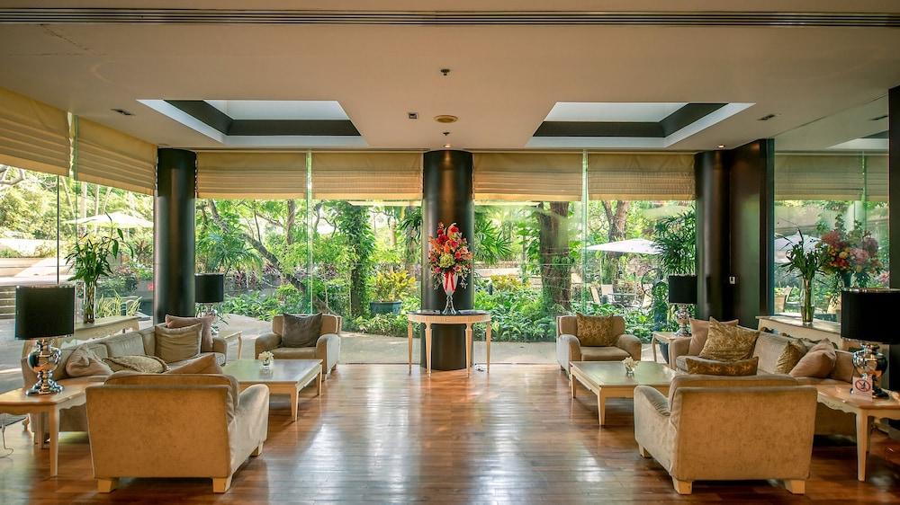 Pantip Suites Bangkok Exteriör bild