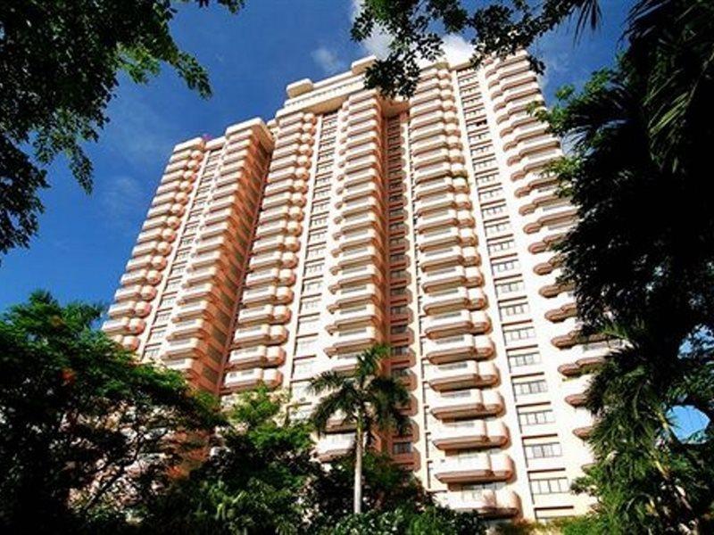 Pantip Suites Bangkok Exteriör bild