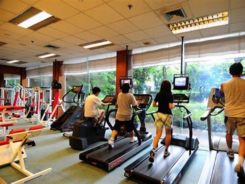 Pantip Suites Bangkok Exteriör bild