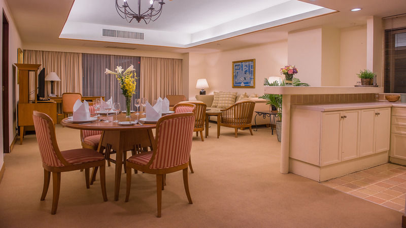 Pantip Suites Bangkok Exteriör bild