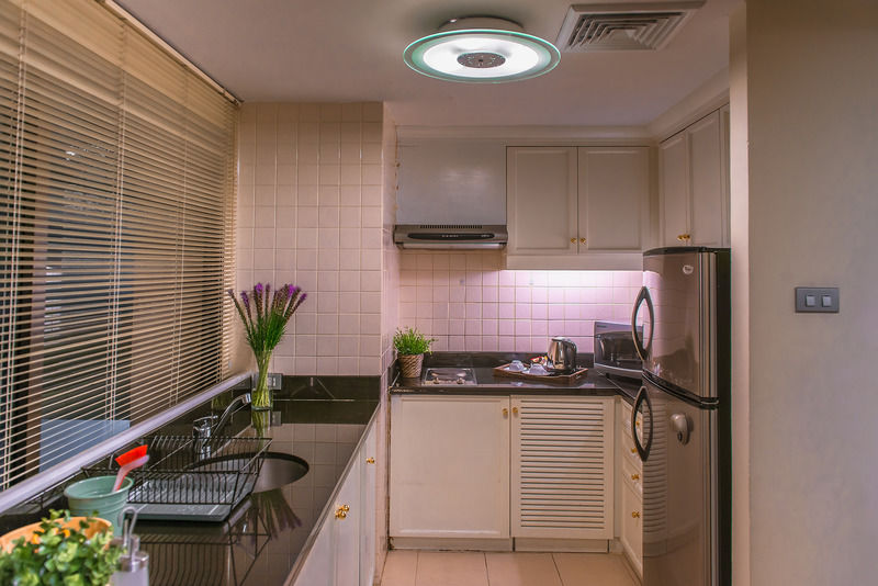 Pantip Suites Bangkok Exteriör bild