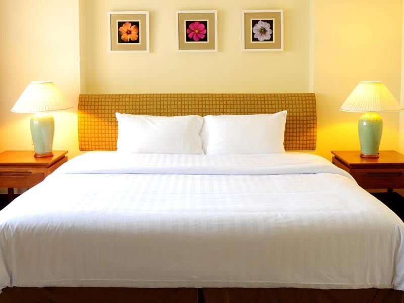 Pantip Suites Bangkok Exteriör bild