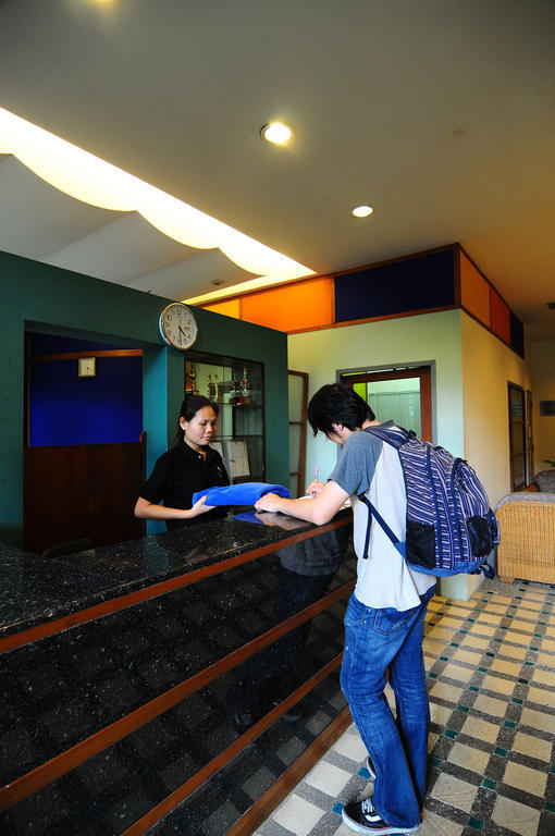 Pantip Suites Bangkok Exteriör bild