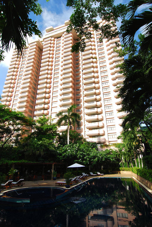 Pantip Suites Bangkok Exteriör bild